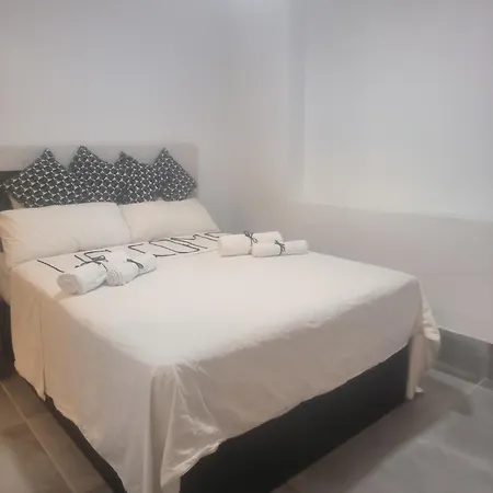 Pinar Suites Habitaciones Torremolinos Exterior photo